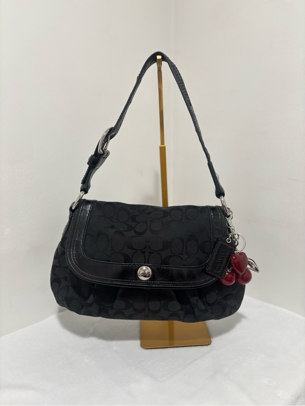 Y2K Coach Soho Pleated Flap Shoulder Bag - Black Canvas Medium size